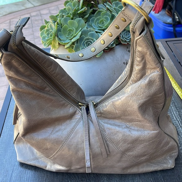 B. Makowsky gray soft leather purse with stud strap - Picture 6 of 11